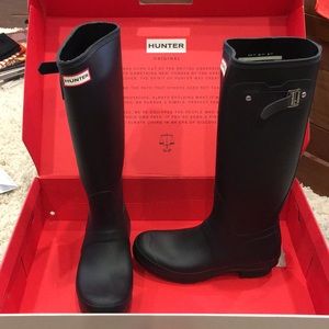 Black Tall Hunter Boots